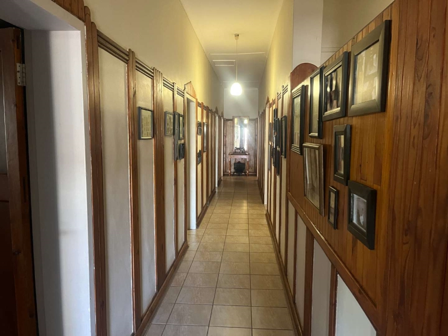 4 Bedroom Property for Sale in Kanoneiland Northern Cape